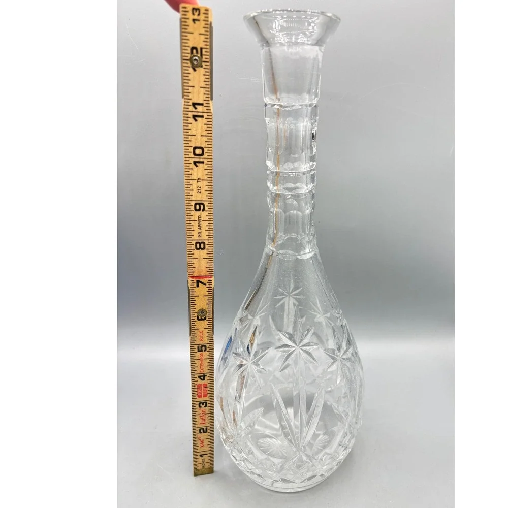 Vintage Cut Glass Decanter Starburst Diamond Pattern Clear Crystal Barware 12.5